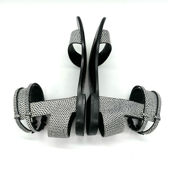 Alexander Wang Alek Ankle Cuff Flat Sandal black white embossed leather - Picture 5 of 9